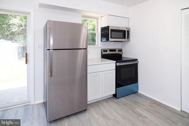 70 HIGHLAND AVE, Sicklerville, NJ 08081