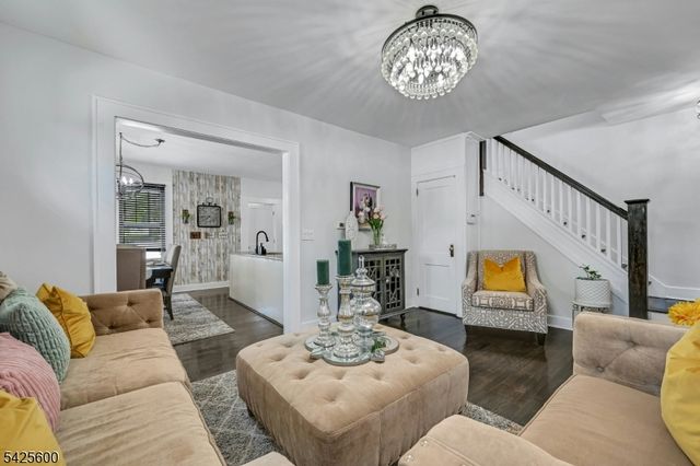 277 Madison Ave, Clifton City, NJ 07011