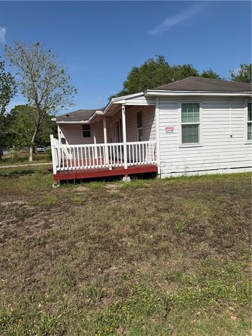 4226 Christie St, Corpus Christi, TX 78415