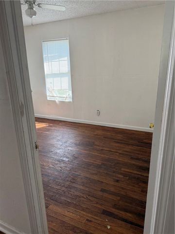 4226 Christie St, Corpus Christi, TX 78415