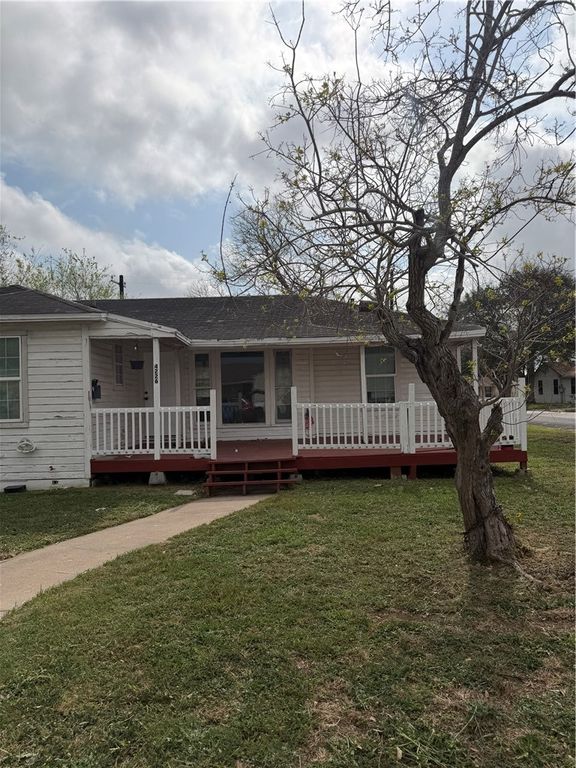 4226 Christie St, Corpus Christi, TX 78415