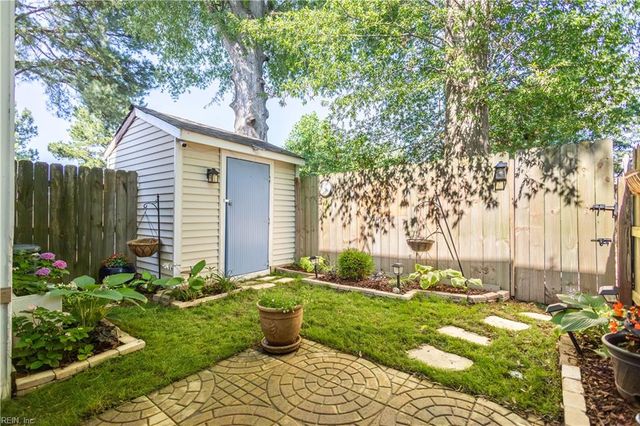1661 Jameson DR, Virginia Beach, VA 23464