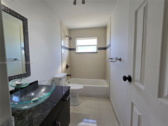 9110 NW 24th Pl 1, Sunrise, FL 33322