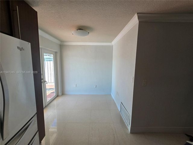 9110 NW 24th Pl 1, Sunrise, FL 33322