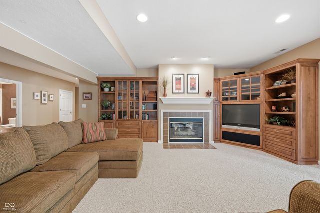 8821 Bay Breeze Lane, Indianapolis, IN 46236
