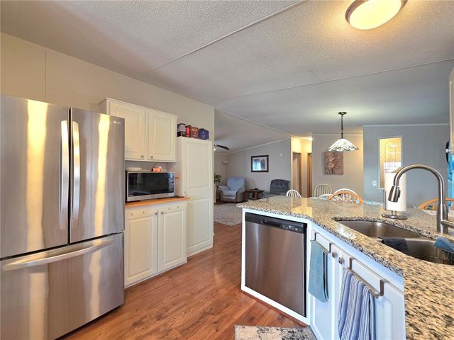 36743 TARA AVENUE, Zephyrhills, FL 33542