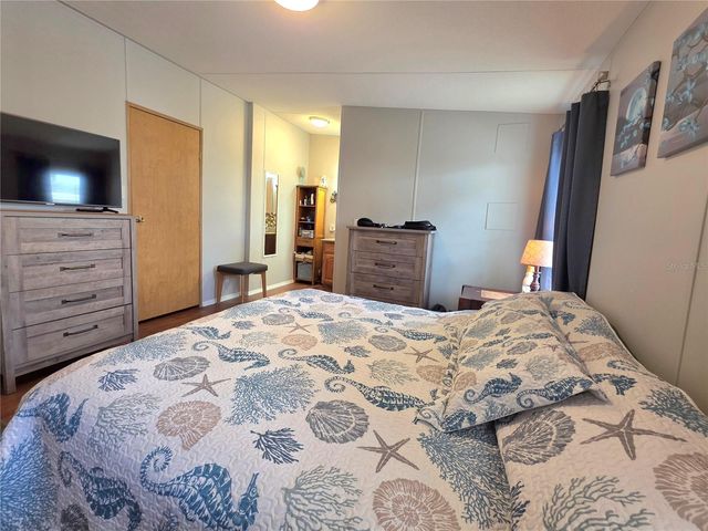 36743 TARA AVENUE, Zephyrhills, FL 33542