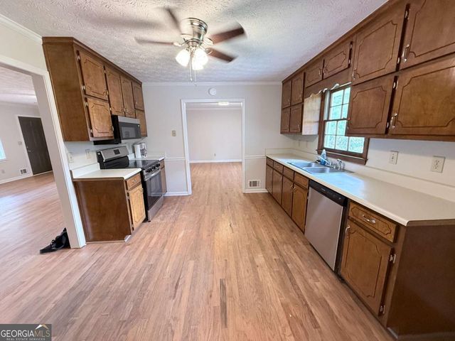 40 Salem Ridge, Covington, GA 30016