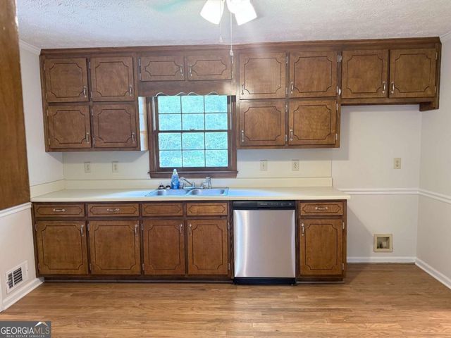 40 Salem Ridge, Covington, GA 30016