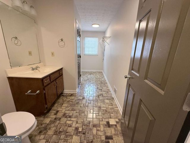 40 Salem Ridge, Covington, GA 30016