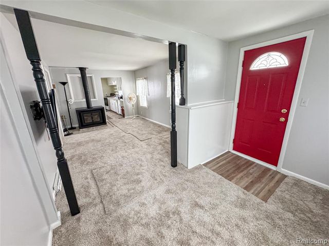 3433 Camden Avenue, Burton, MI 48529