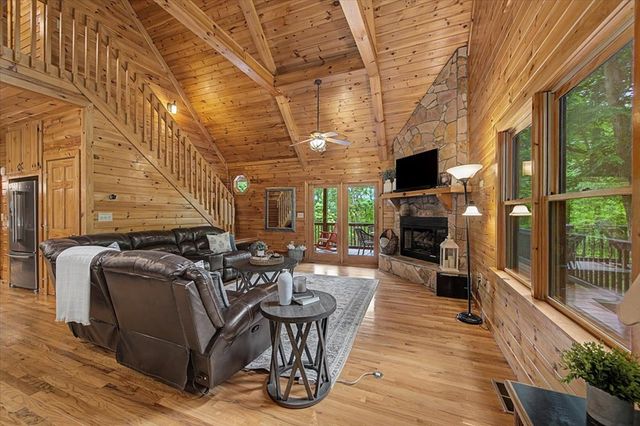 375 S Dream Catcher, Blue Ridge, GA 30513