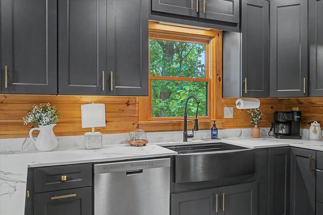 375 S Dream Catcher, Blue Ridge, GA 30513