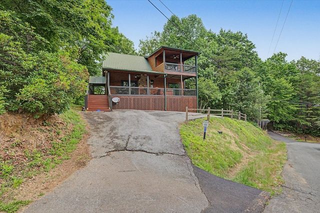 375 S Dream Catcher, Blue Ridge, GA 30513
