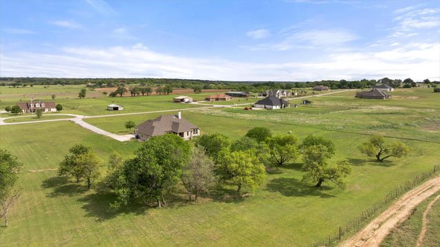 1145 Hill Valley Drive, Stephenville, TX 76401