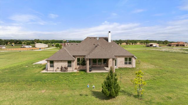 1145 Hill Valley Drive, Stephenville, TX 76401