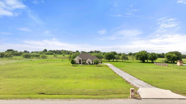 1145 Hill Valley Drive, Stephenville, TX 76401