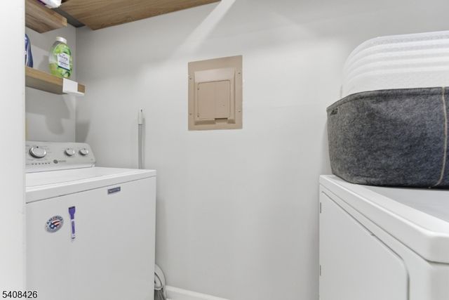 2108 Schindler Ln, Wayne Twp., NJ 07470