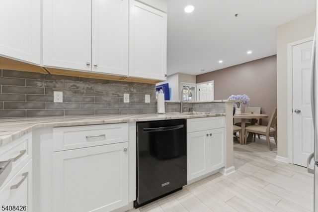 2108 Schindler Ln, Wayne Twp., NJ 07470