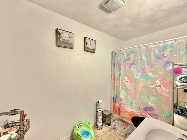 414 N High Street, Janesville, WI 53548