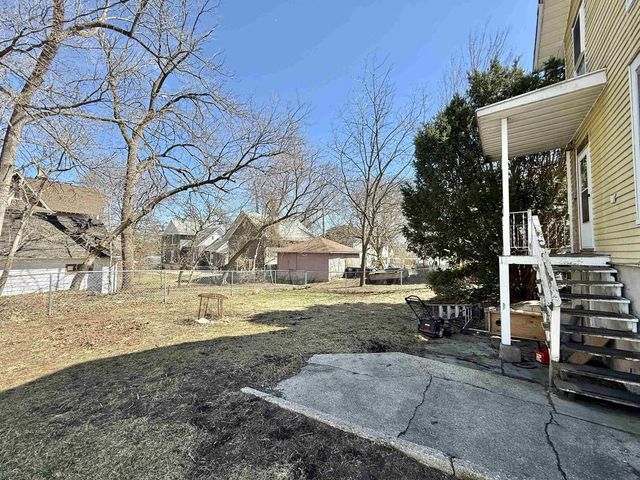 414 N High Street, Janesville, WI 53548