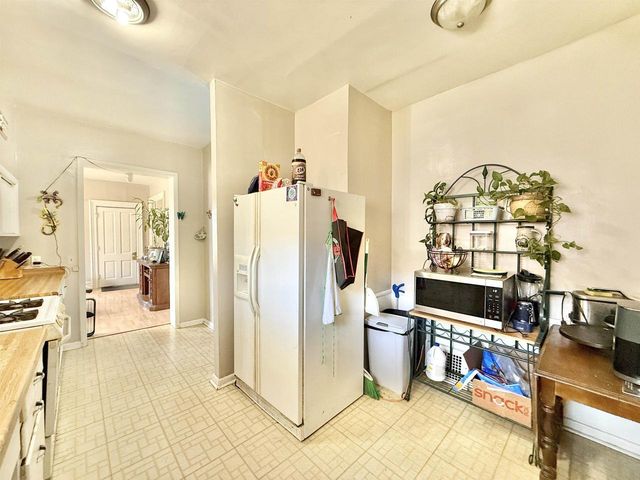 414 N High Street, Janesville, WI 53548