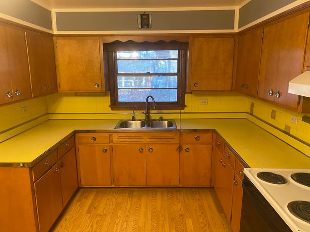 156 Park Place, Grayslake, IL 60030