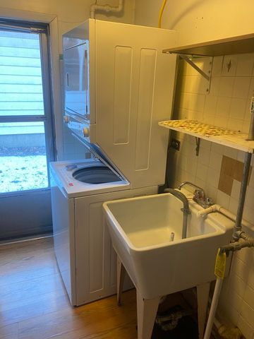 156 Park Place, Grayslake, IL 60030