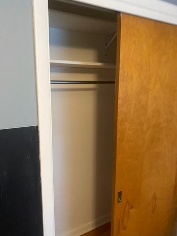 156 Park Place, Grayslake, IL 60030