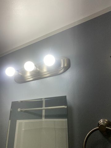 156 Park Place, Grayslake, IL 60030