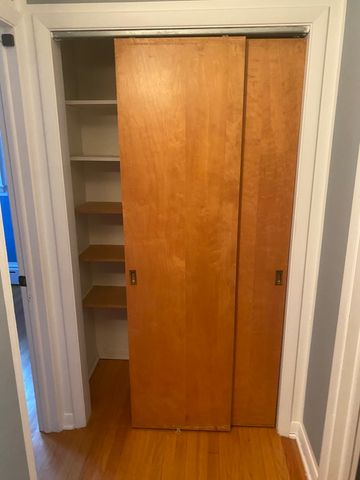 156 Park Place, Grayslake, IL 60030