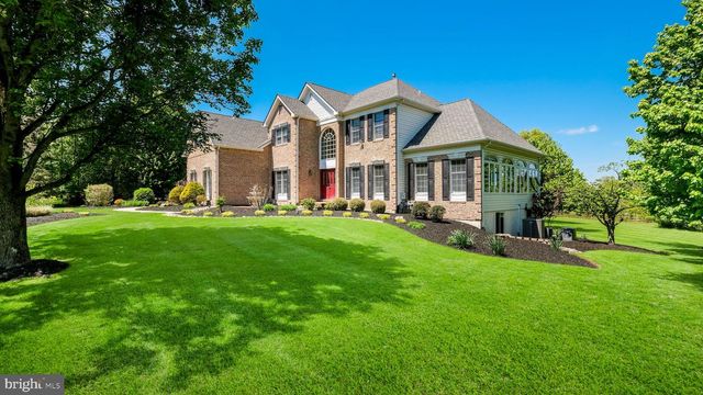 4710 FROST LN, Doylestown, PA 18902