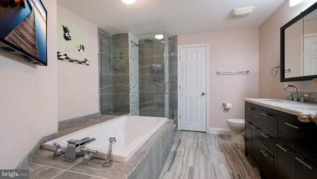 4710 FROST LN, Doylestown, PA 18902