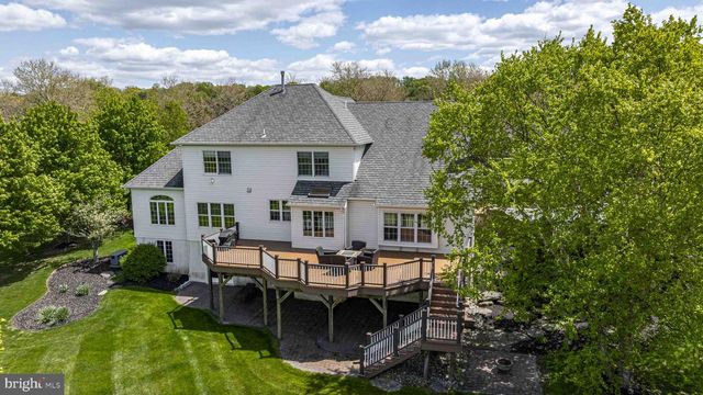 4710 FROST LN, Doylestown, PA 18902