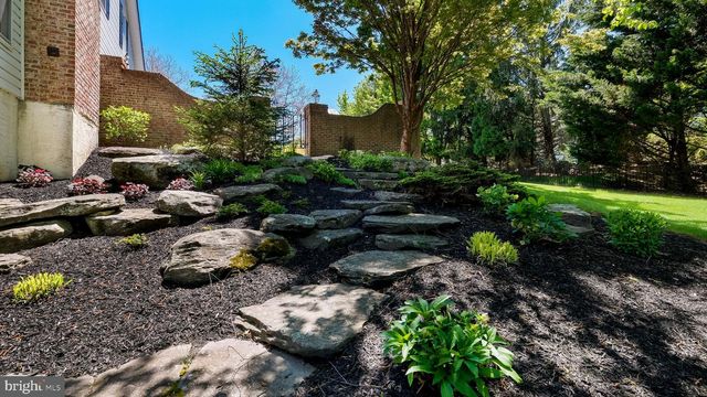4710 FROST LN, Doylestown, PA 18902