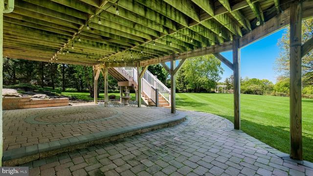 4710 FROST LN, Doylestown, PA 18902