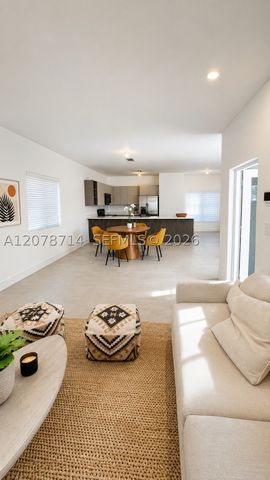 2788 NW 9th Pl, Fort Lauderdale, FL 33311