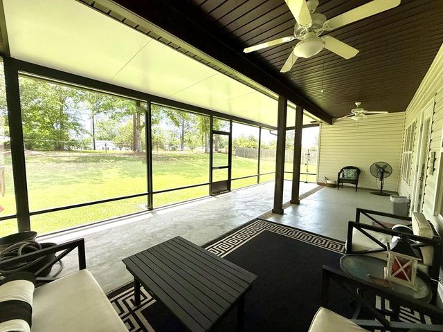 101 Halls Creek Lane, Dothan, AL 36301