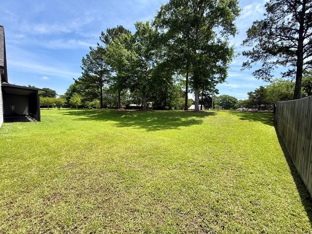101 Halls Creek Lane, Dothan, AL 36301