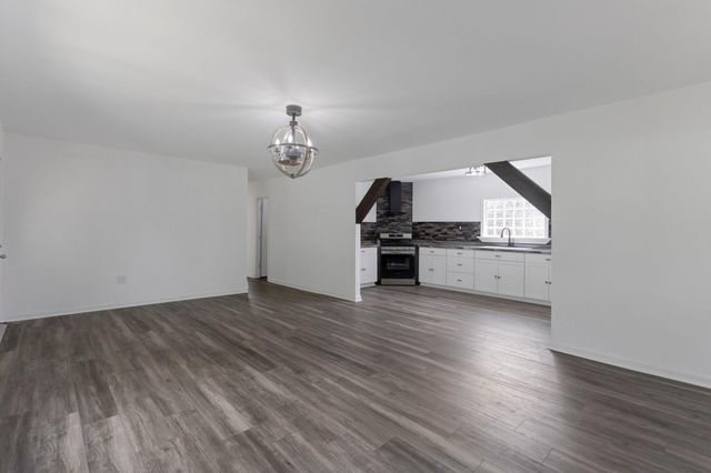 639 Manor Street, Houston, TX 77015