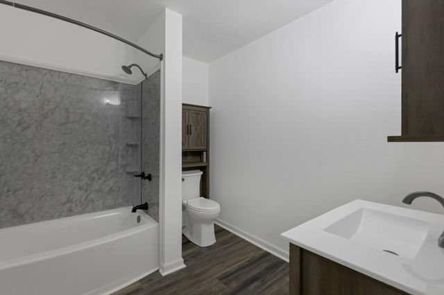 639 Manor Street, Houston, TX 77015