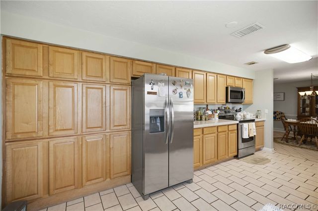 671 W Buttonbush Drive, Beverly Hills, FL 34465
