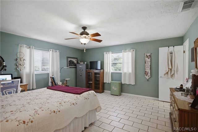 671 W Buttonbush Drive, Beverly Hills, FL 34465