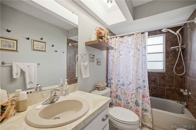 671 W Buttonbush Drive, Beverly Hills, FL 34465