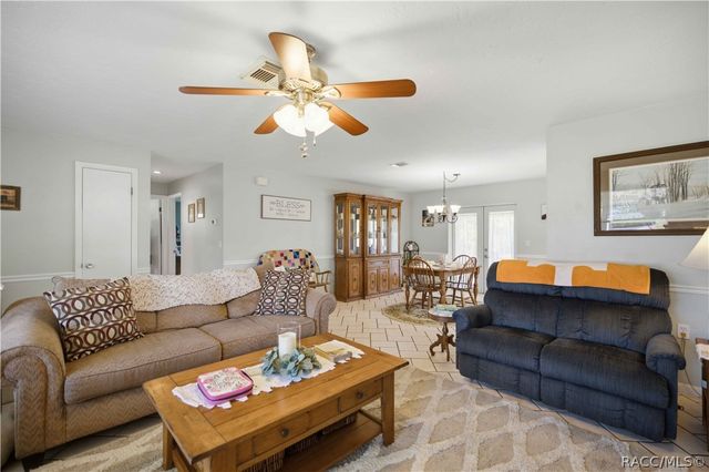 671 W Buttonbush Drive, Beverly Hills, FL 34465