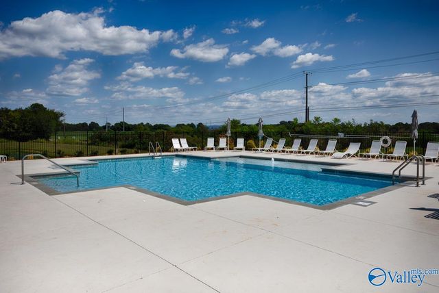 385 Anna Dora Way, Meridianville, AL 35759