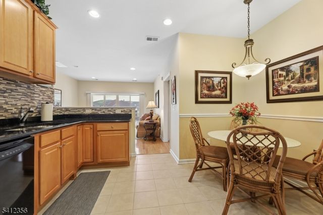 7408 Warrens Way, Wanaque Boro, NJ 07465