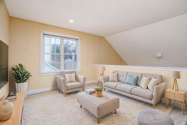 600 Red Tail Way 600, Lancaster, MA 01523