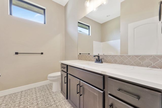 4025 N Tyler Ct, Maize, KS 67101