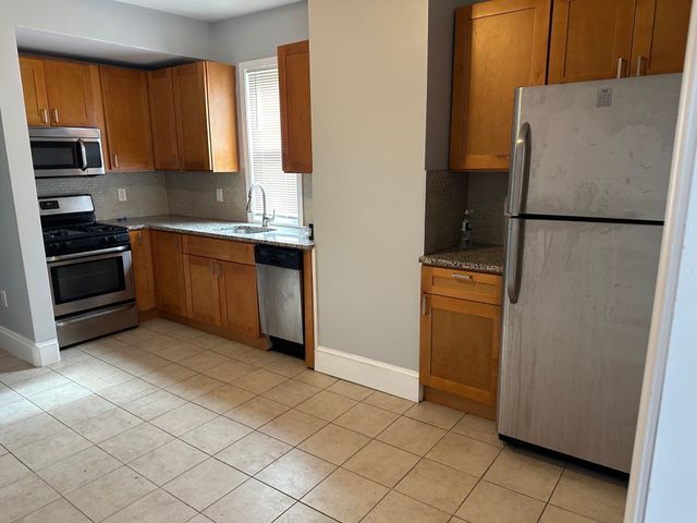 244 Chelsea Street 3, Boston, MA 02128